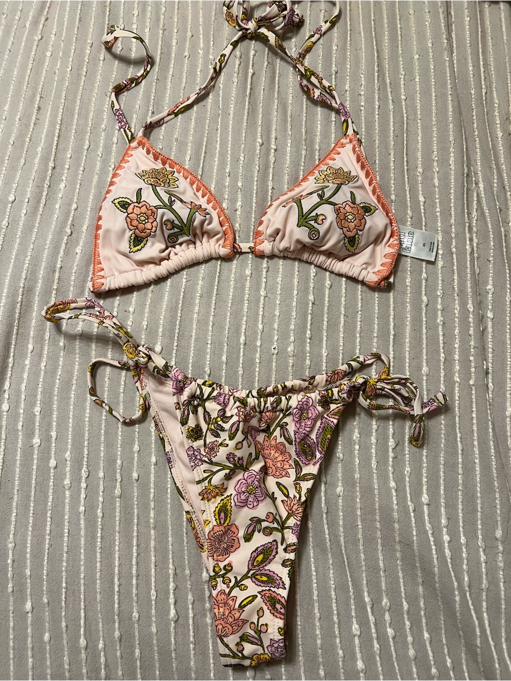 wild fable Pink Floral Embroidered Tie-Side Bikini Set
